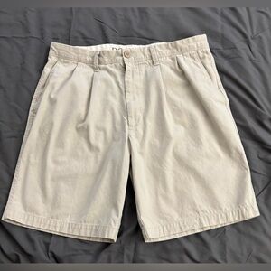 Dockers Mens Pleated Khaki Shorts Size 36 100% Cotton Classic Fit Casual Wear